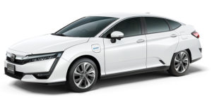 新型クラリティPHEV：プラチナホワイト・パール（全体像）