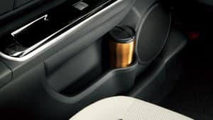 フロントドアポケット＆ボトルホルダー（両側）