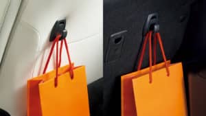 買い物フック（運転席シートバック1・リヤ席シートバック1）